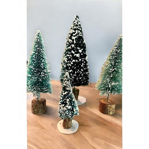 Christmas Village Snow Covered Trees-Miniature-7 Pc-Vintage Bottle Brush-Flocked - Picture 3 of 4
